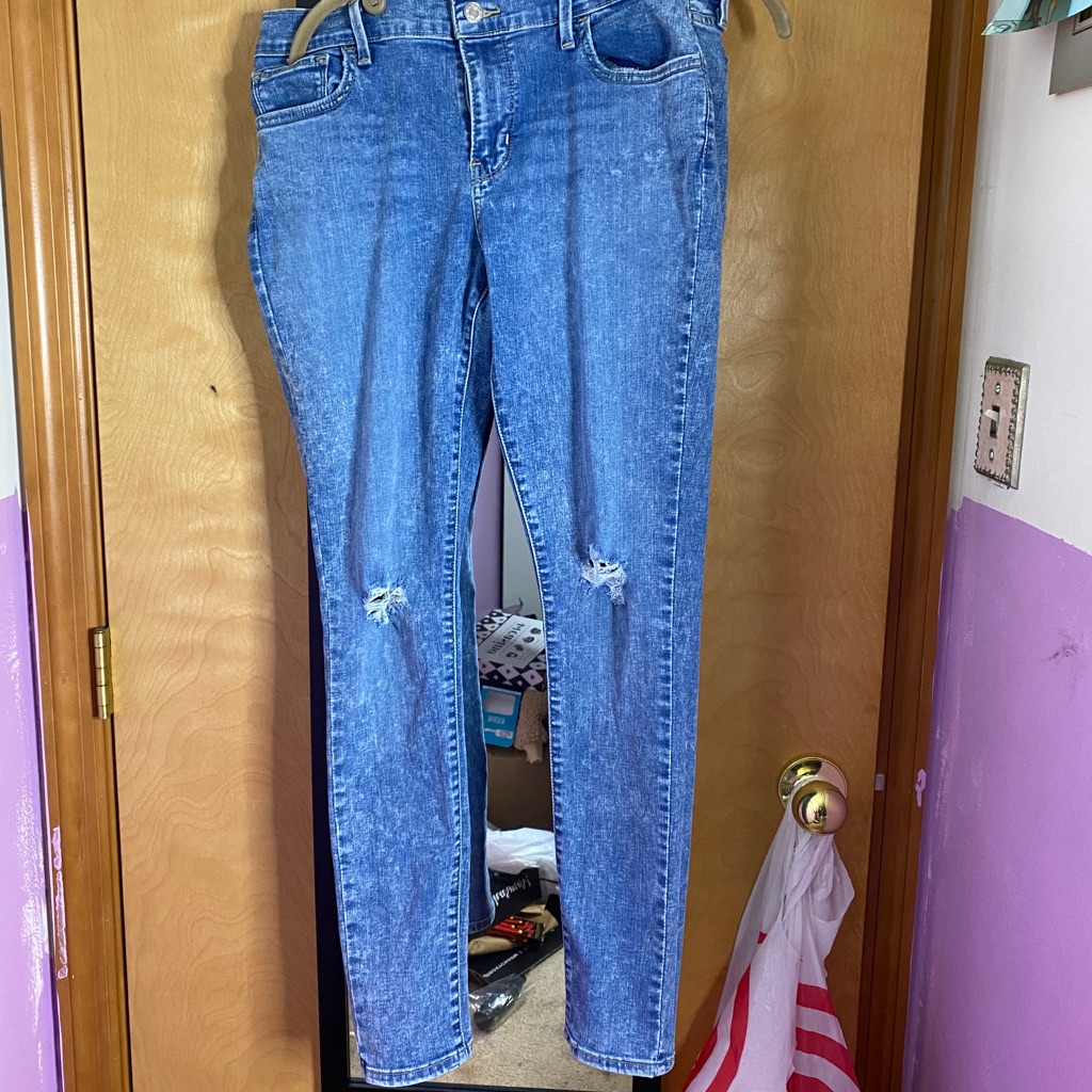 Levi 710 Jeans
